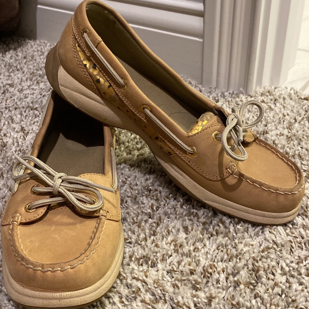 Sperry shoes size 8.5